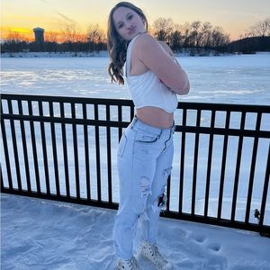 Meet your Posher, Sydney